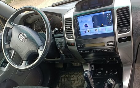 Toyota Land Cruiser Prado 120 рестайлинг, 2006 год, 2 250 000 рублей, 18 фотография