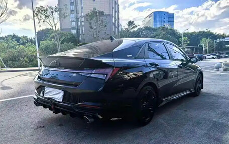 Hyundai Elantra, 2022 год, 1 800 000 рублей, 2 фотография