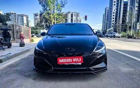 Hyundai Elantra, 2022 год, 1 800 000 рублей, 4 фотография