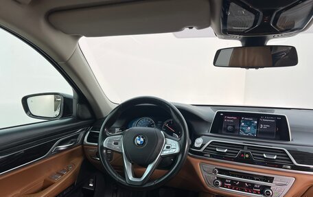 BMW 7 серия, 2017 год, 4 210 000 рублей, 12 фотография