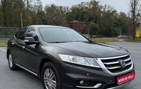 Honda Crosstour I рестайлинг, 2013 год, 1 470 000 рублей, 1 фотография