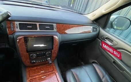 Chevrolet Tahoe III, 2008 год, 970 000 рублей, 11 фотография