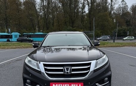 Honda Crosstour I рестайлинг, 2013 год, 1 470 000 рублей, 2 фотография