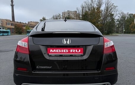 Honda Crosstour I рестайлинг, 2013 год, 1 470 000 рублей, 5 фотография