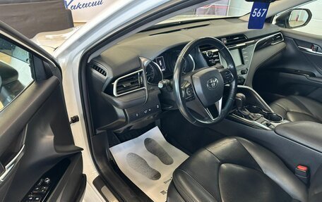 Toyota Camry, 2020 год, 3 199 900 рублей, 10 фотография