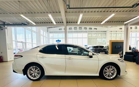 Toyota Camry, 2020 год, 3 199 900 рублей, 7 фотография