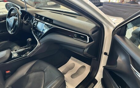 Toyota Camry, 2020 год, 3 199 900 рублей, 12 фотография