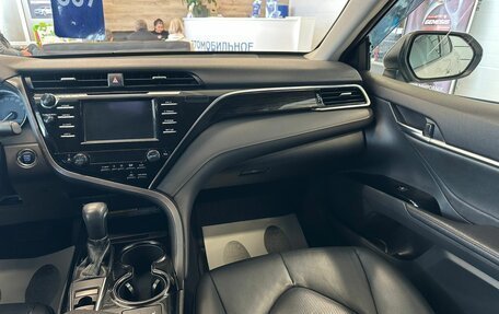Toyota Camry, 2020 год, 3 199 900 рублей, 15 фотография