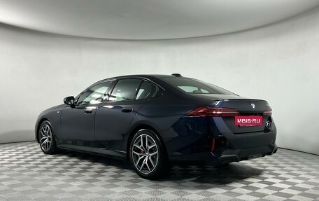 BMW 5 серия, 2024 год, 7 090 000 рублей, 6 фотография