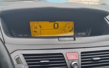 Citroen C4 Picasso II рестайлинг, 2008 год, 680 000 рублей, 13 фотография