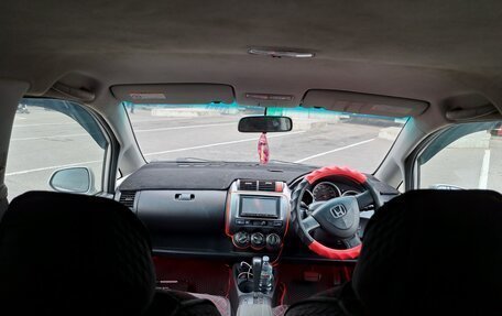Honda Fit III, 2002 год, 499 999 рублей, 9 фотография