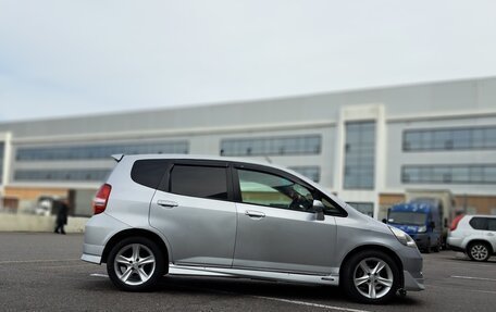 Honda Fit III, 2002 год, 499 999 рублей, 7 фотография