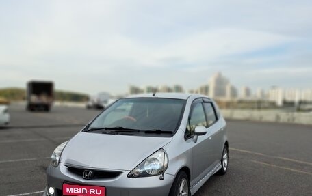 Honda Fit III, 2002 год, 499 999 рублей, 4 фотография