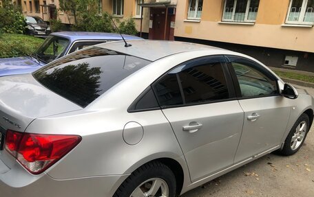 Chevrolet Cruze II, 2012 год, 700 000 рублей, 3 фотография