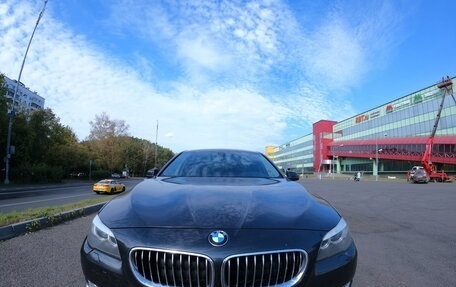 BMW 5 серия, 2013 год, 1 587 000 рублей, 2 фотография