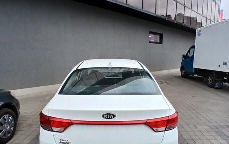 KIA Rio IV, 2017 год, 800 000 рублей, 4 фотография