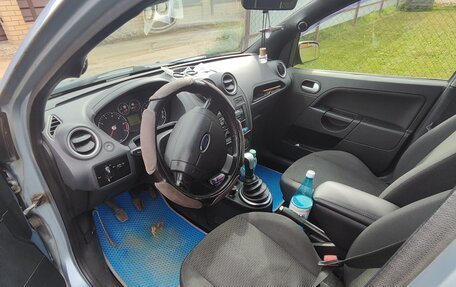 Ford Fiesta, 2006 год, 324 000 рублей, 3 фотография