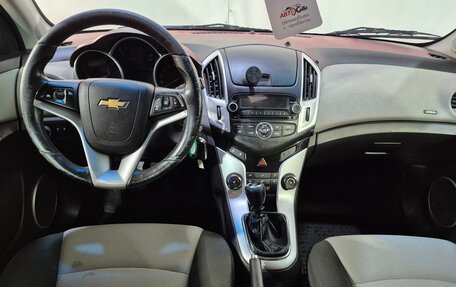 Chevrolet Cruze II, 2015 год, 999 000 рублей, 10 фотография