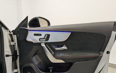 Mercedes-Benz CLA AMG, 2021 год, 4 600 000 рублей, 24 фотография