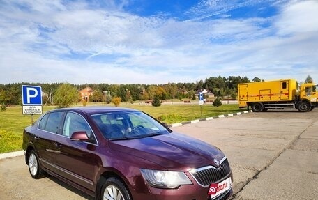 Skoda Superb III рестайлинг, 2014 год, 1 070 000 рублей, 3 фотография