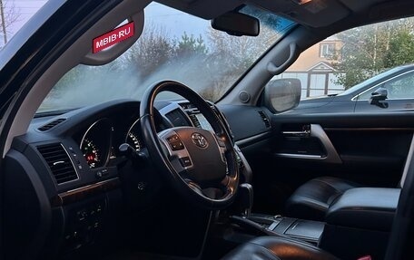 Toyota Land Cruiser 200, 2015 год, 4 800 000 рублей, 6 фотография