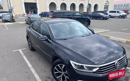 Volkswagen Passat B8 рестайлинг, 2019 год, 2 300 000 рублей, 22 фотография