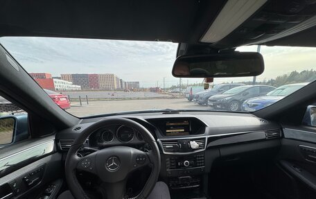 Mercedes-Benz E-Класс, 2011 год, 1 780 000 рублей, 6 фотография