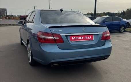 Mercedes-Benz E-Класс, 2011 год, 1 780 000 рублей, 4 фотография