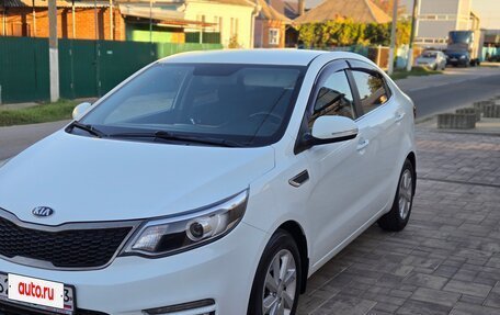 KIA Rio III рестайлинг, 2017 год, 1 420 000 рублей, 2 фотография