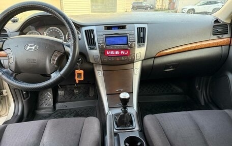 Hyundai Sonata VI, 2008 год, 670 000 рублей, 4 фотография