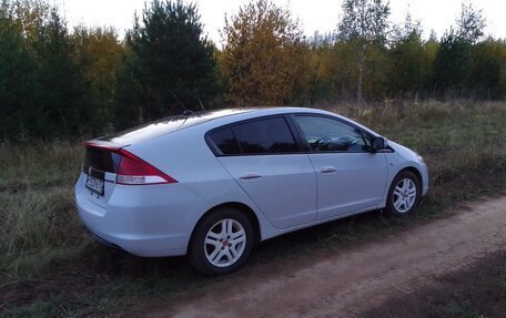 Honda Insight II рестайлинг, 2009 год, 650 000 рублей, 3 фотография