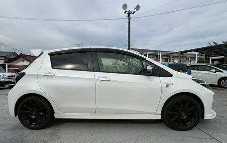 Toyota Vitz, 2020 год, 700 007 рублей, 3 фотография