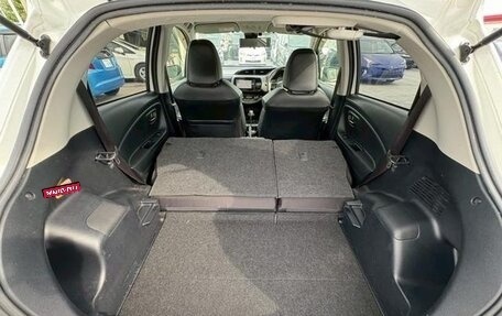 Toyota Vitz, 2020 год, 700 007 рублей, 11 фотография