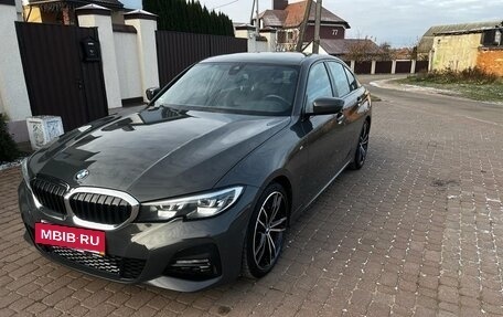 BMW 3 серия, 2019 год, 2 950 000 рублей, 2 фотография