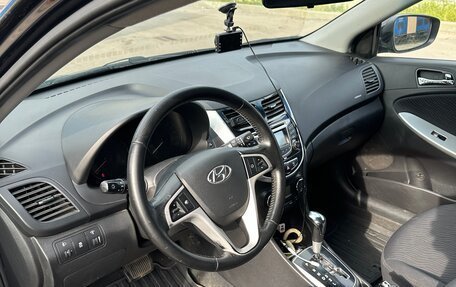 Hyundai Solaris II рестайлинг, 2012 год, 850 000 рублей, 10 фотография