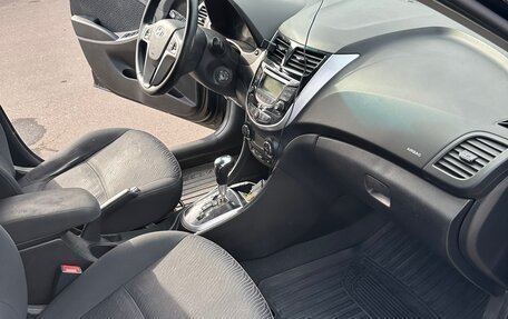 Hyundai Solaris II рестайлинг, 2012 год, 850 000 рублей, 13 фотография
