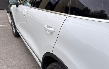 Volkswagen Touareg III, 2012 год, 2 550 000 рублей, 5 фотография
