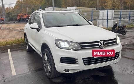 Volkswagen Touareg III, 2012 год, 2 550 000 рублей, 2 фотография