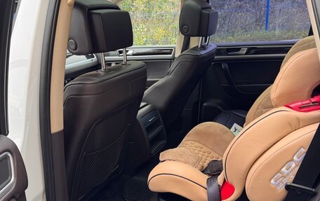 Volkswagen Touareg III, 2012 год, 2 550 000 рублей, 15 фотография