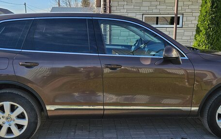 Volkswagen Touareg III, 2011 год, 1 949 000 рублей, 5 фотография