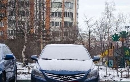 Hyundai Solaris II рестайлинг, 2014 год, 820 000 рублей, 11 фотография