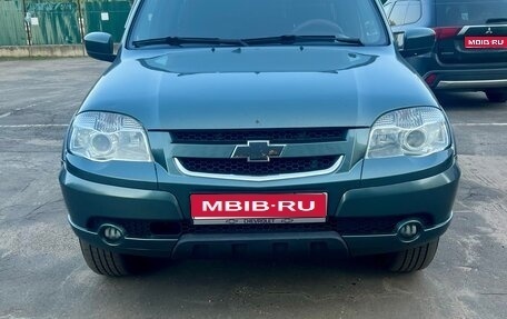 Chevrolet Niva I рестайлинг, 2015 год, 680 000 рублей, 1 фотография