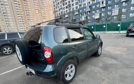 Chevrolet Niva I рестайлинг, 2015 год, 680 000 рублей, 3 фотография