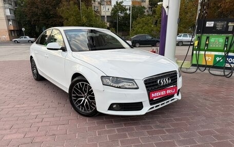 Audi A4, 2009 год, 900 000 рублей, 3 фотография