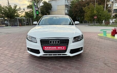 Audi A4, 2009 год, 900 000 рублей, 2 фотография