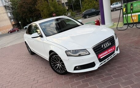 Audi A4, 2009 год, 900 000 рублей, 10 фотография
