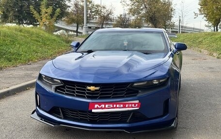Chevrolet Camaro VI, 2020 год, 2 850 000 рублей, 2 фотография
