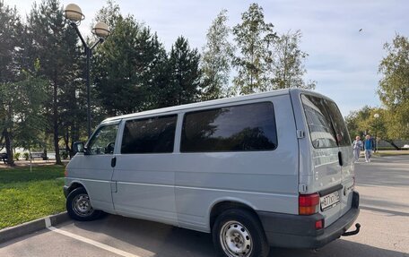 Volkswagen Transporter T4, 2002 год, 1 037 000 рублей, 6 фотография