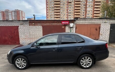 Volkswagen Jetta VI, 2010 год, 695 000 рублей, 7 фотография