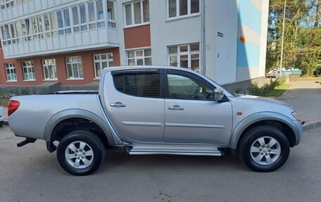 Mitsubishi L200 IV рестайлинг, 2007 год, 2 900 000 рублей, 17 фотография